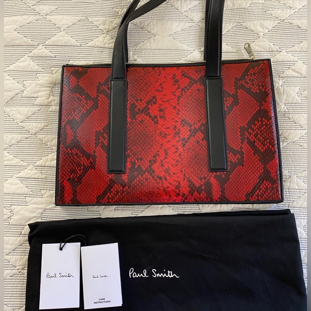 New-PAUL SMITH
Snake effect Concertina Tote Bag